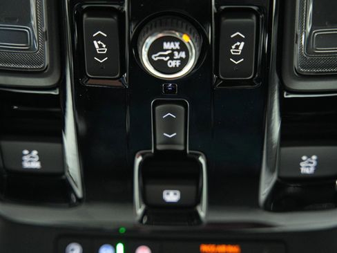 New 2026 GMC Yukon XL Elevation w/ Elevation Premium Package image 46