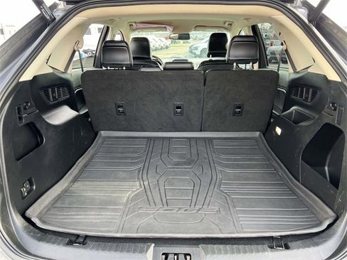 Certified 2022 Ford Edge SEL w/ Convenience Package image 7