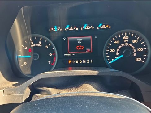 Used 2016 Ford F150 XLT w/ Equipment Group 301A Mid AWD/4WD image 8