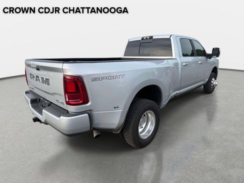 Used 2026 RAM 3500 Laramie AWD/4WD image 6