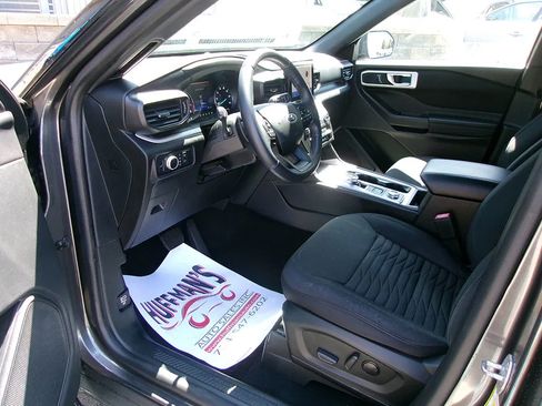 Used 2020 Ford Explorer XLT AWD/4WD image 17