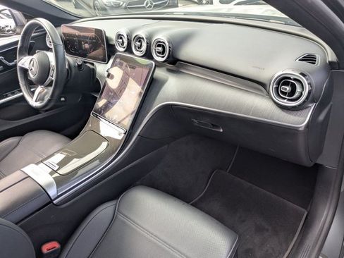 Used 2023 Mercedes-Benz C 300 Sedan image 18