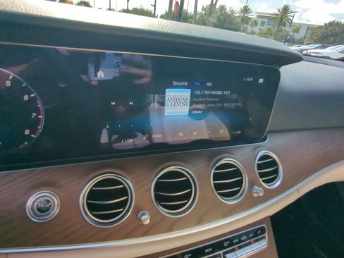 Certified 2022 Mercedes-Benz E 350 Sedan image 6