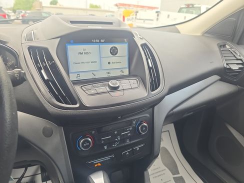 Used 2017 Ford Escape SE w/ Equipment Group 201A AWD/4WD image 23