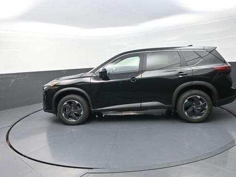 Used 2024 Nissan Rogue SV AWD/4WD image 42