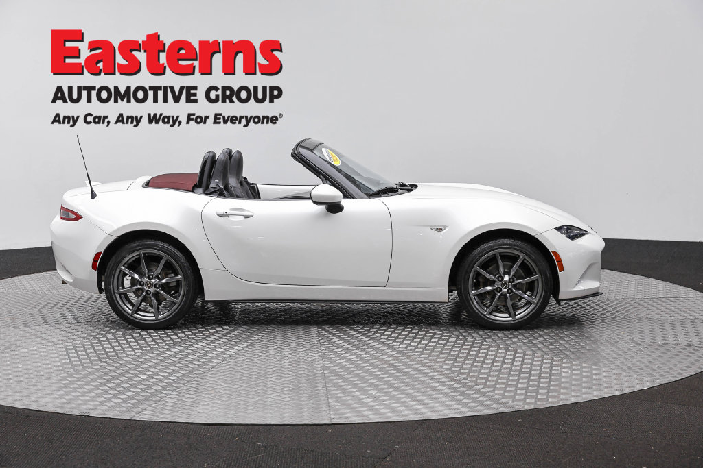Used 2018 MAZDA MX-5 Miata Grand Touring RWD image 6