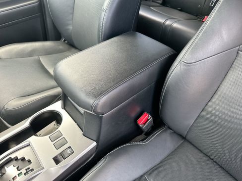 Used 2022 Toyota 4Runner Limited image 21