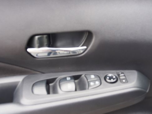 Used 2024 Nissan Kicks SV w/ Interior Electronics Package image 19