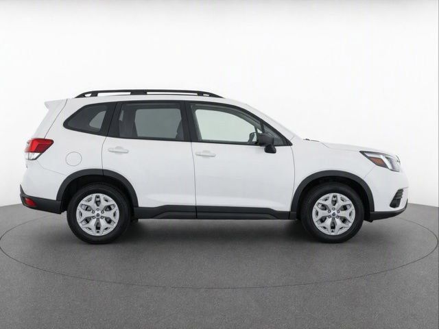 Used 2023 Subaru Forester AWD/4WD image 8