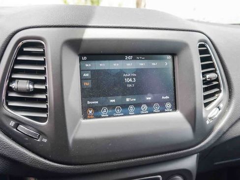 Used 2019 Jeep Compass Sport AWD/4WD image 19