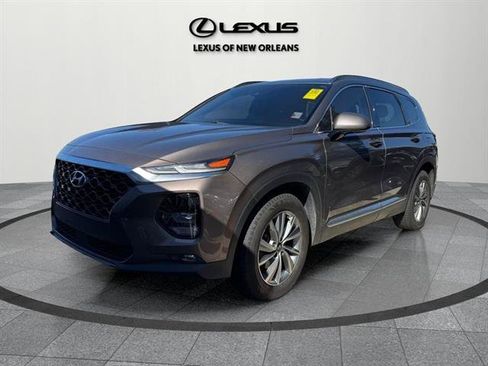 Used 2019 Hyundai Santa Fe SEL image 2
