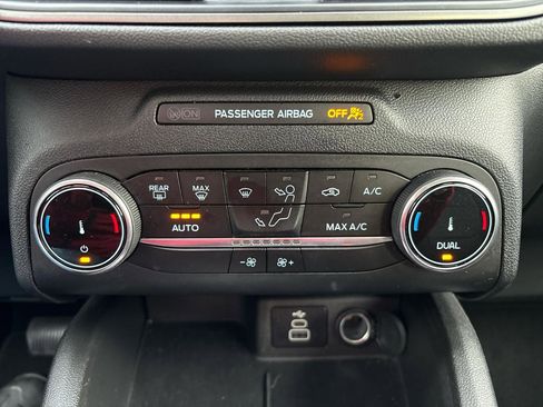 Used 2025 Ford Escape Active image 15