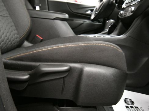 Used 2021 Chevrolet Equinox LT image 27
