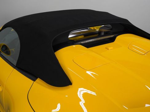 Used 2019 Porsche 911 Speedster RWD image 54