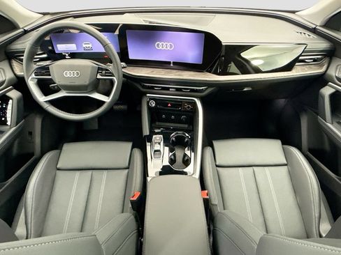 Used 2026 Audi Q5 Premium Plus w/ Premium Plus AWD/4WD image 14
