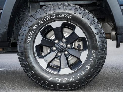 Used 2019 RAM 1500 Rebel image 19