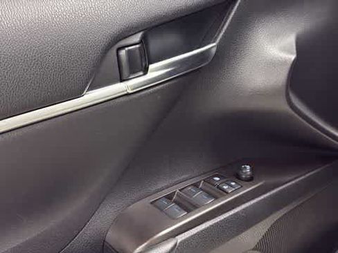 Used 2023 Toyota Camry SE w/ Cold Weather Package FWD image 13