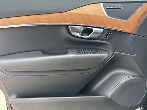 Certified 2023 Volvo XC90 B6 Plus w/ Protection Package Premier image 18