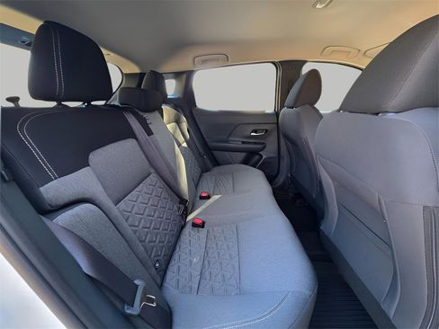 New 2026 Nissan Kicks SV image 9