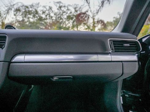 Used 2014 Porsche 911 Carrera image 33