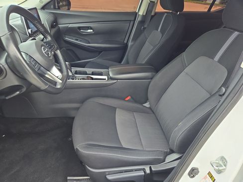 Used 2023 Nissan Sentra SV FWD image 13