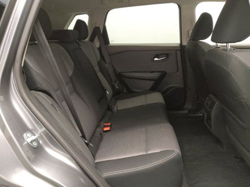 Used 2023 Nissan Rogue SV image 19