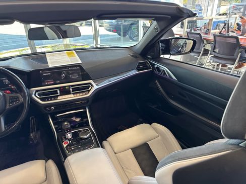 Used 2023 BMW M4 xDrive Competition image 32