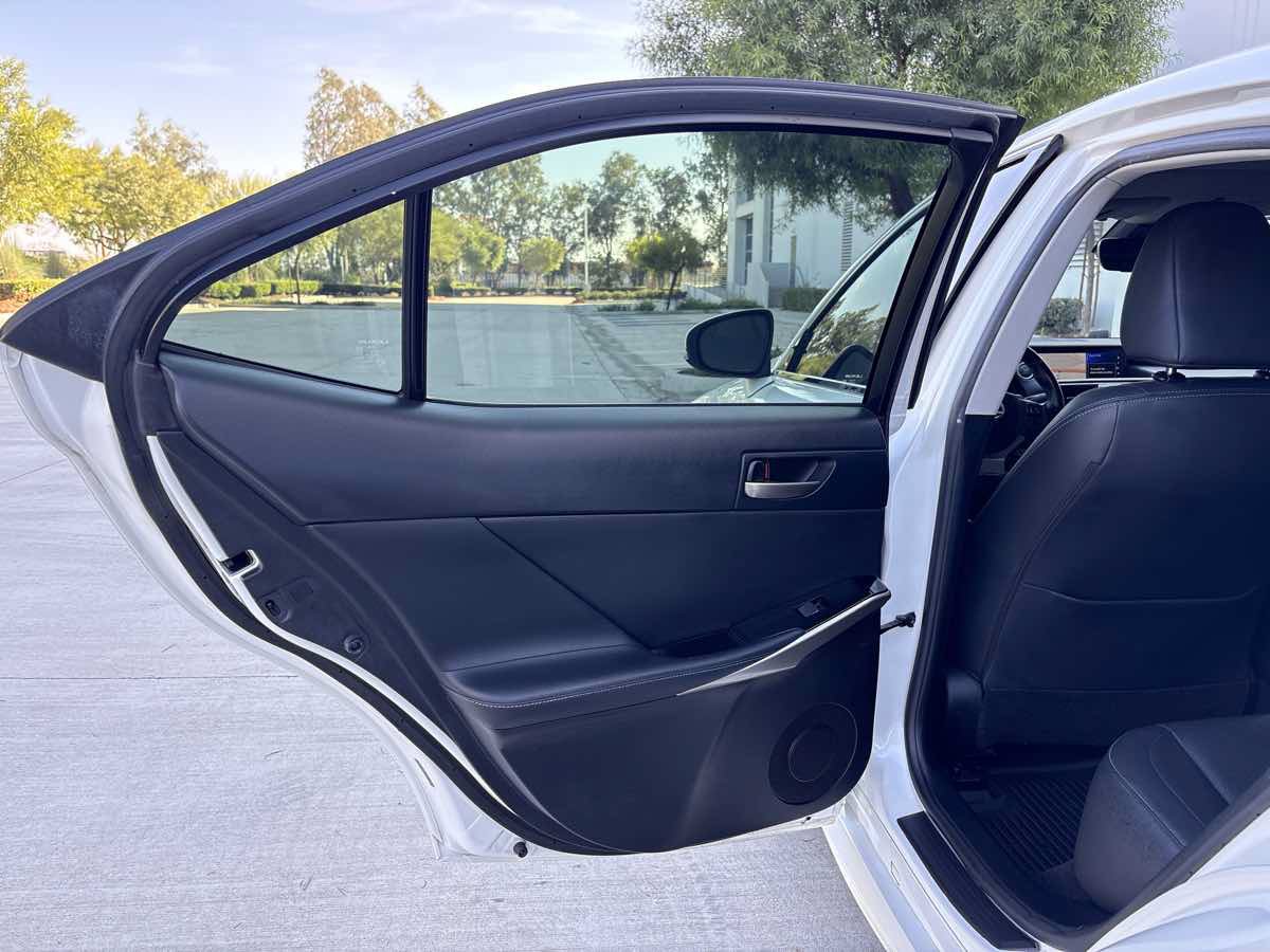 Used 2017 Lexus IS 200t w/ Navigation System Package RWD image 10