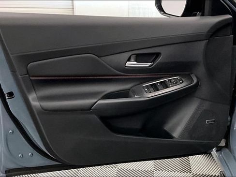 New 2026 Nissan Sentra SR w/ SR Premium Package FWD image 33