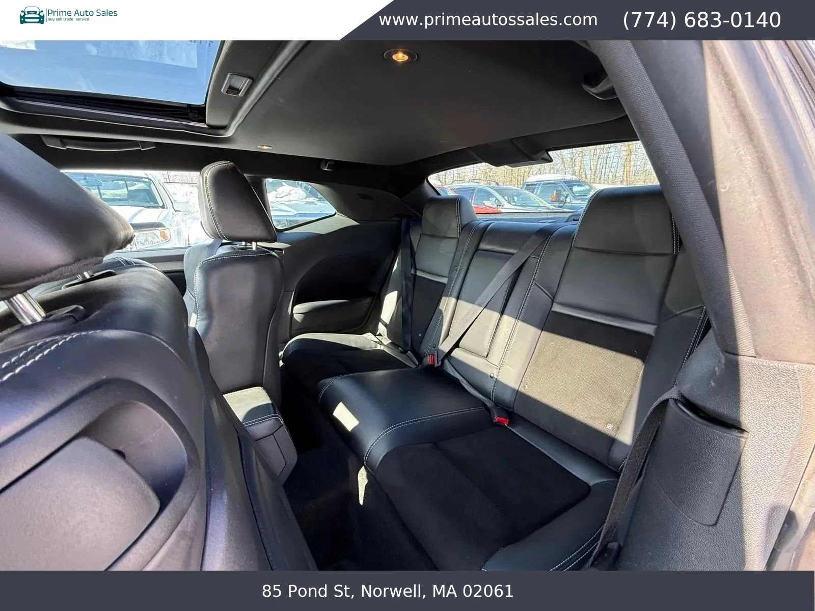 Used 2014 Dodge Challenger R/T RWD image 13