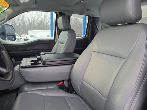 Used 2024 Ford F350 XL w/ 360-Degree Camera Package AWD/4WD image 6