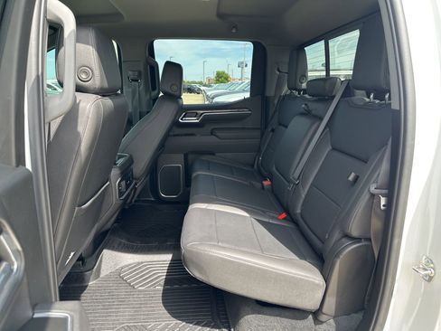 Used 2025 Chevrolet Silverado 1500 LTZ image 16