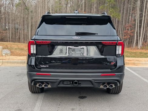 New 2026 Ford Explorer ST w/ Sun And Sound Package image 4