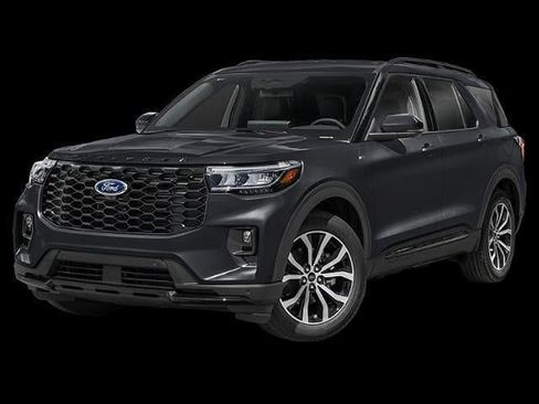Used 2025 Ford Explorer ST-Line w/ ST-Line Street Pack AWD/4WD image 13