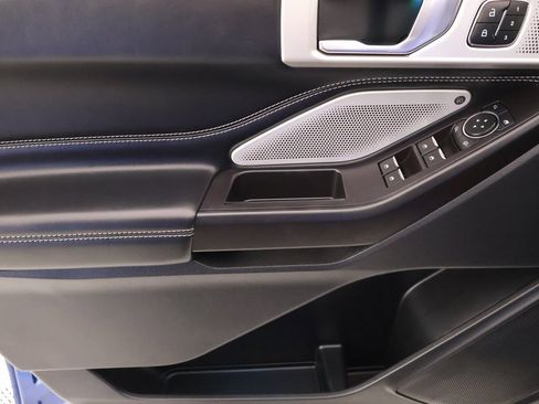 Used 2020 Ford Explorer ST w/ ST Street Pack image 17