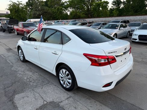 Used 2018 Nissan Sentra S FWD image 7