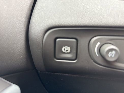 Used 2018 Buick Enclave Premium AWD/4WD image 50