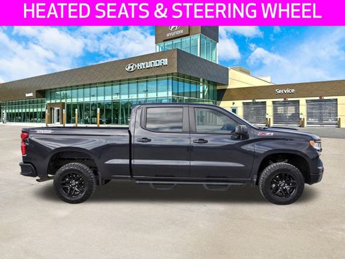 Used 2024 Chevrolet Silverado 1500 LT Trail Boss image 4