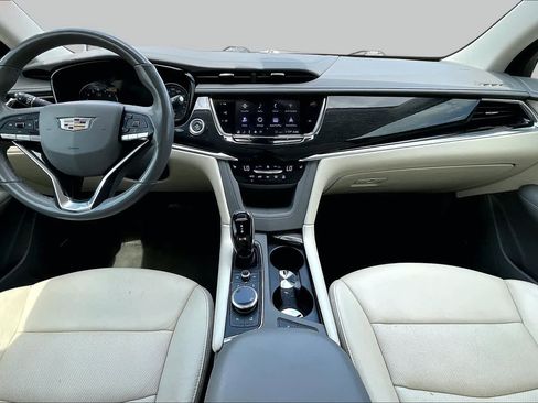 Used 2020 Cadillac XT6 Premium Luxury FWD image 15