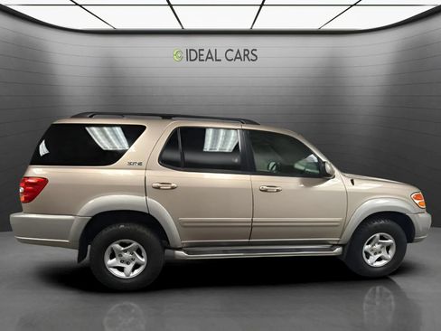 Used 2002 Toyota Sequoia SR5 AWD/4WD image 4
