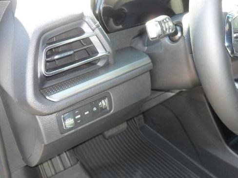 New 2026 Chevrolet Traverse LT w/ Midnight/Sport Edition AWD/4WD image 25