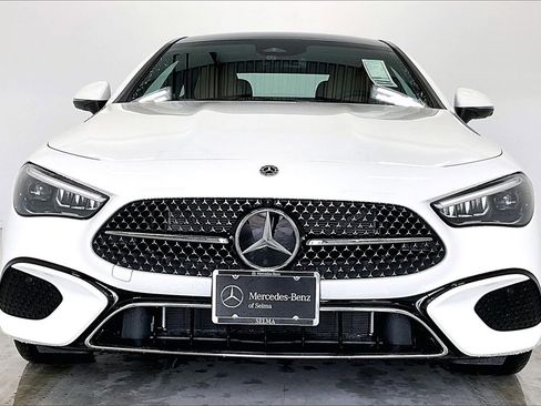 New 2026 Mercedes-Benz CLE 300 4MATIC Coupe image 3