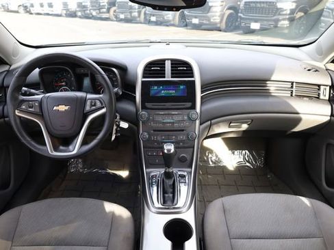 Used 2013 Chevrolet Malibu LS image 13