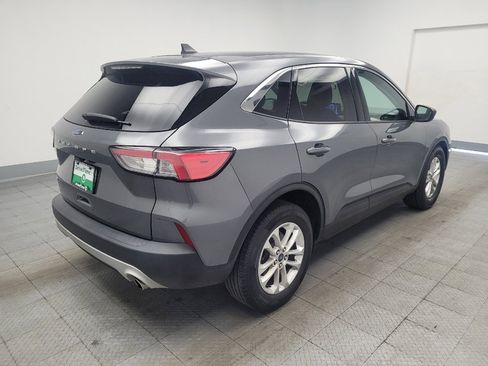 Used 2022 Ford Escape SE w/ Cold Weather Package FWD image 9