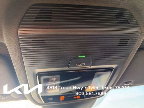 Used 2023 Volkswagen GTI 40th Anniversary Edition FWD image 22