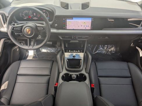 New 2026 Porsche Cayenne AWD/4WD image 22