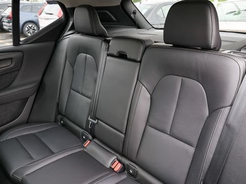 Certified 2026 Volvo XC40 B5 Plus AWD/4WD image 39