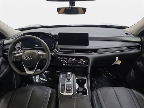 Certified 2026 INFINITI QX60 Pure w/ Cargo Package image 9