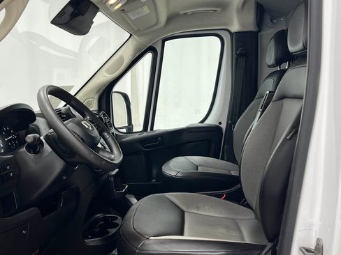 Used 2023 RAM ProMaster 3500 FWD image 12
