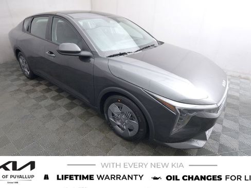 New 2025 Kia K4 LX image 3